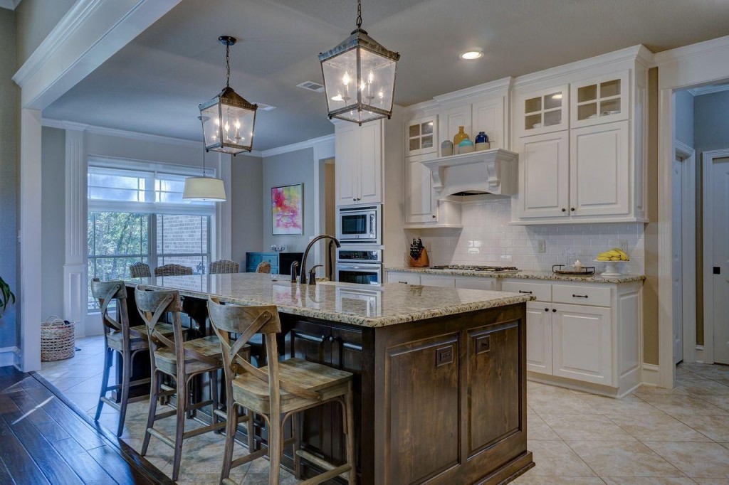 Low Cost Lighting Ideas For Your Kitchen