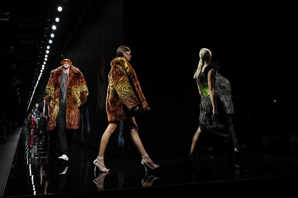 Milan Fashion Returning To Runway In September – In Part