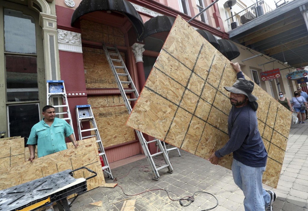 Laura, Now A Hurricane, Takes Aim At Us Gulf Coast