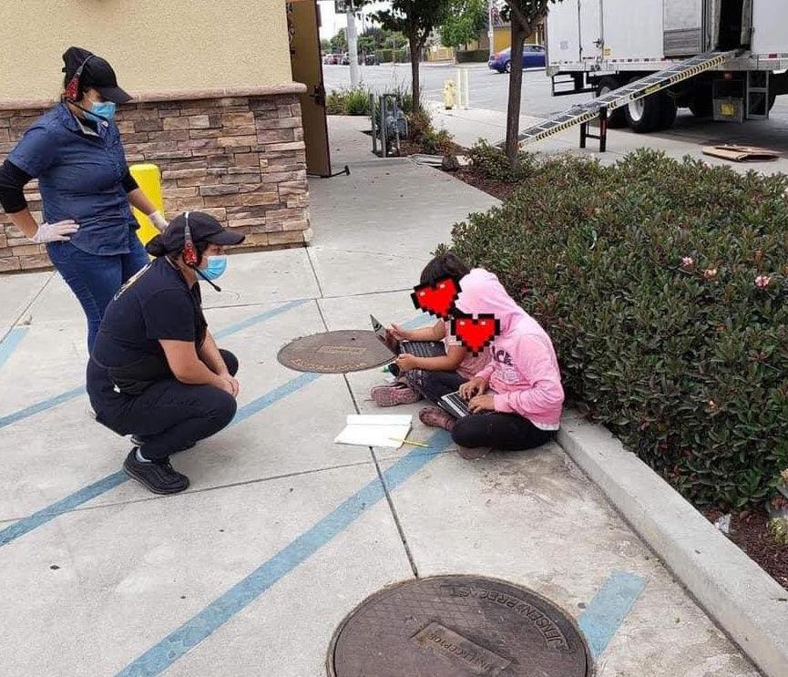 School Gives California Family A Hotspot After Students Used Free Taco Bell Wifi