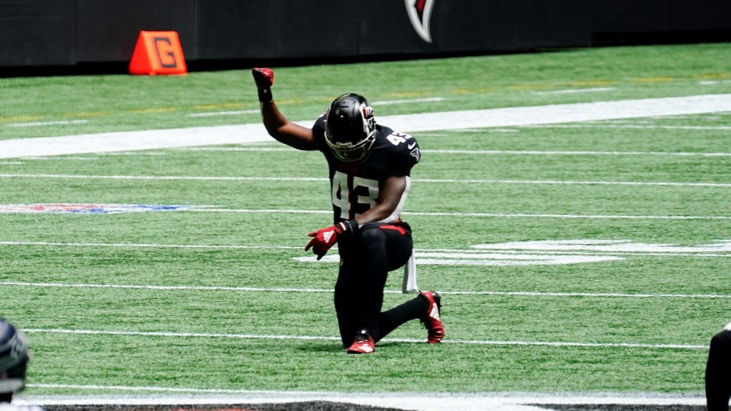 Racial Injustice Themes Filled Empty Nfl Stadiums. See Sunday’s Most Striking Gestures.