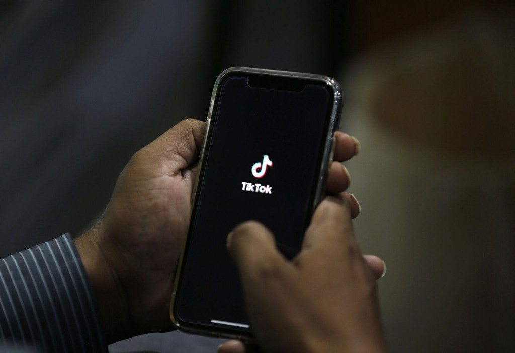 Us Orders Clampdown On Tiktok, Wechat Starting Sunday