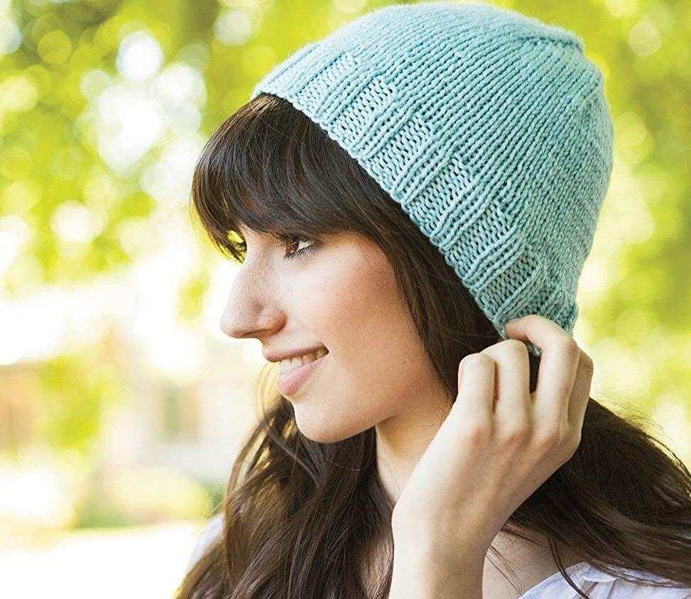 Buying Guide: These Knit Club Kits Will Help You Learn A New Fall Hobby