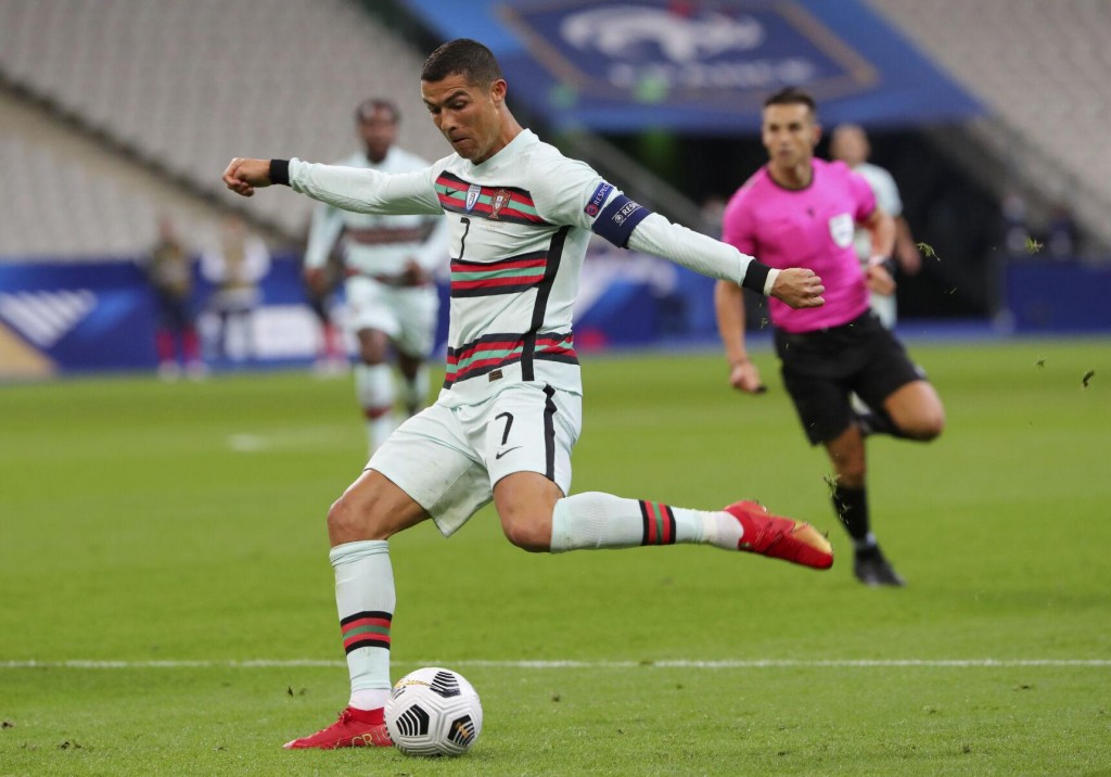 Soccer Star Cristiano Ronaldo Tests Positive For Covid 19