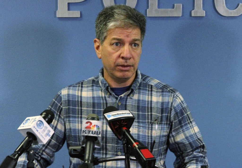 Alaska Mayor Apologizes For Inappropriate Relationship