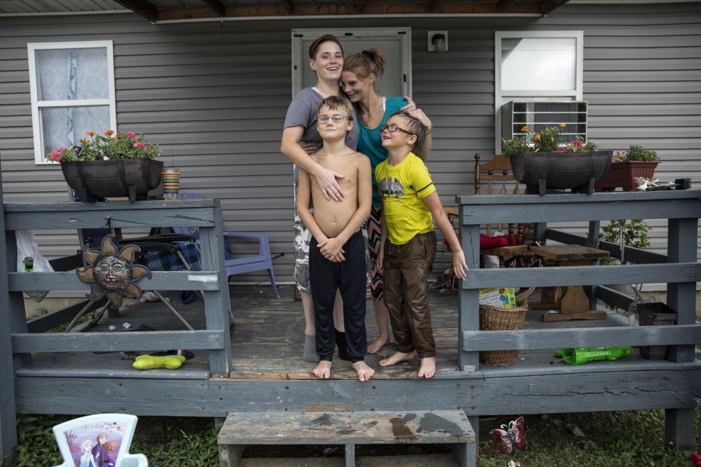 Photos: ‘i Got Stories.’ A Life Of Troubles And Love