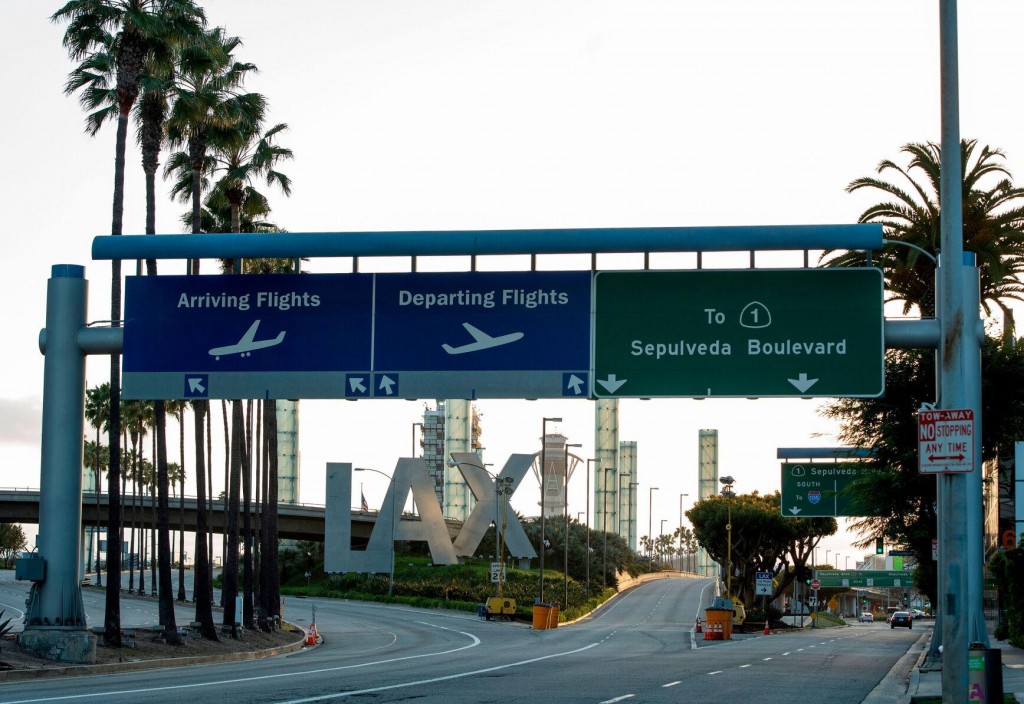 A Man Flying In A Jetpack Has Been Spotted Again In The Skies Over Los Angeles