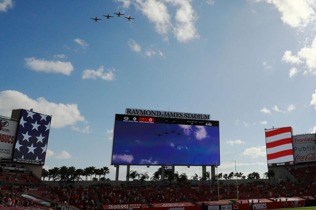Broadcasters Joe Buck, Troy Aikman Caught On Hot Mic Appearing To Criticize Military Flyovers
