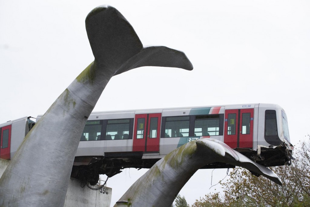 What A Fluke: Dutch Train Crashes, Lands On Whale Sculpture