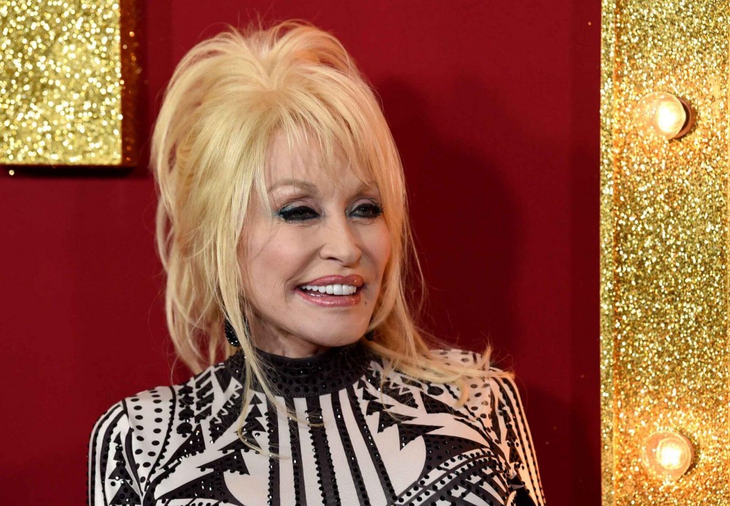 Dolly Parton’s Daily Schedule: 3 A.m. Wake Up Prayer And Heels In The Kitchen