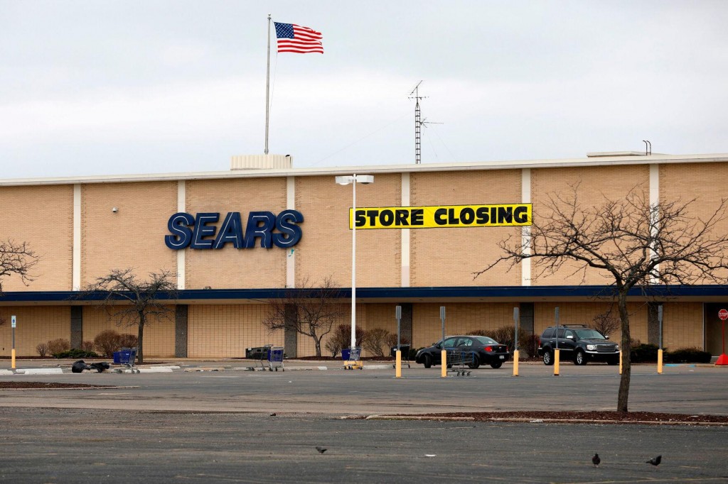 Sears Makes It Through Holidays But Is Dying A Slow Death, Experts Say