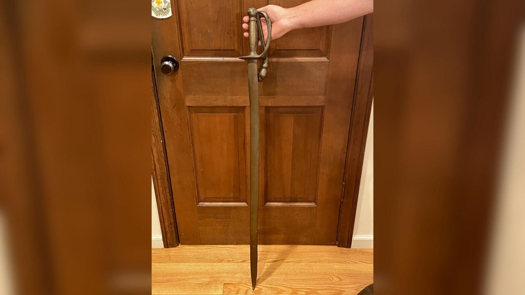 A Man Who Stole A Sword From A Historical Statue As A College Prank Finally Returns It — 40 Years Later
