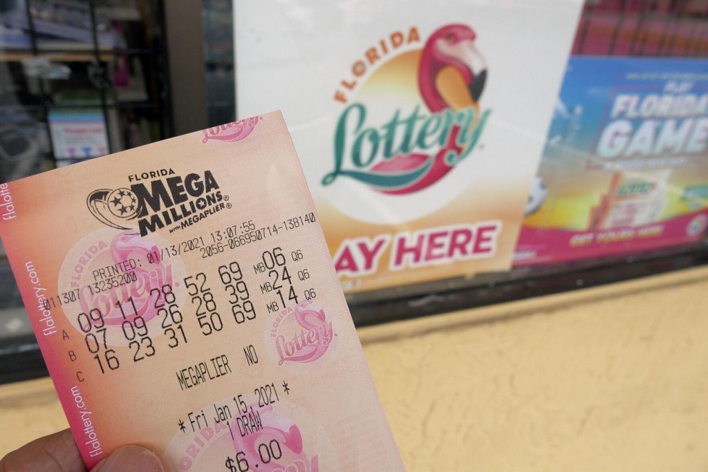 Powerball Jackpot Hits $640m As Mega Millions Grows To $750m