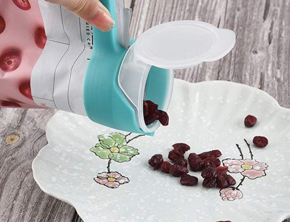 Buying Guide: These Seal And Pour Food Storage Clips Will Keep Dry Goods Fresh