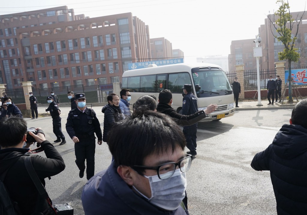 Who Team Visits Wuhan Virus Lab At Center Of Speculation