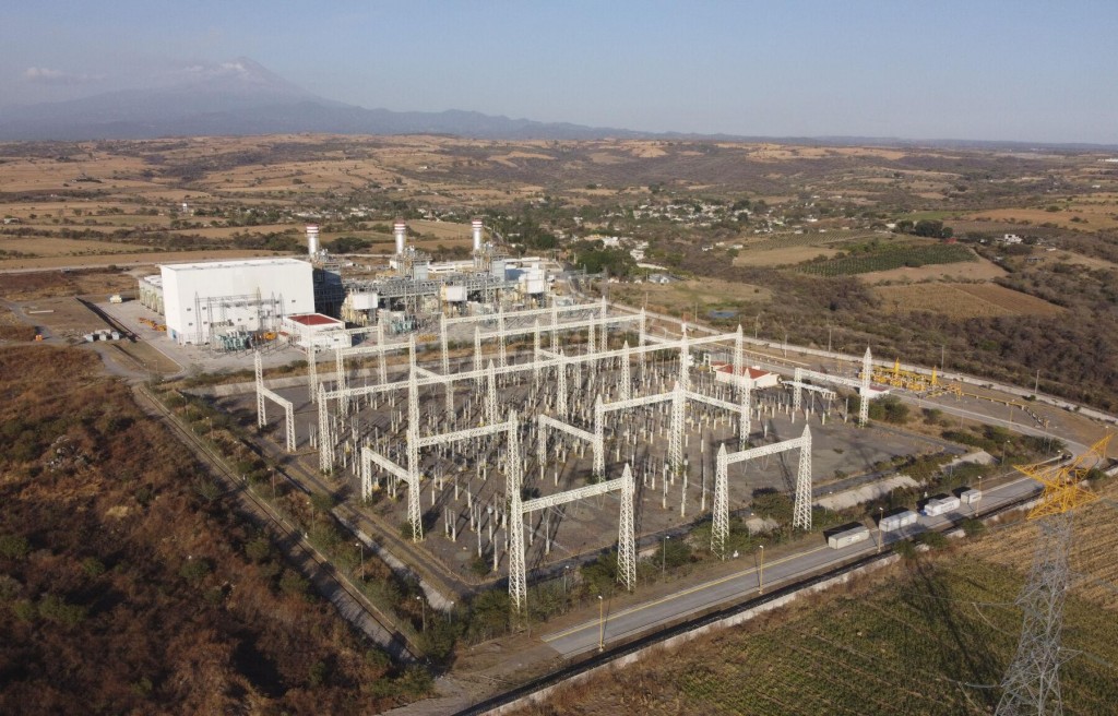 Mexico Vows To Press Ahead To Favor State Owned Utility