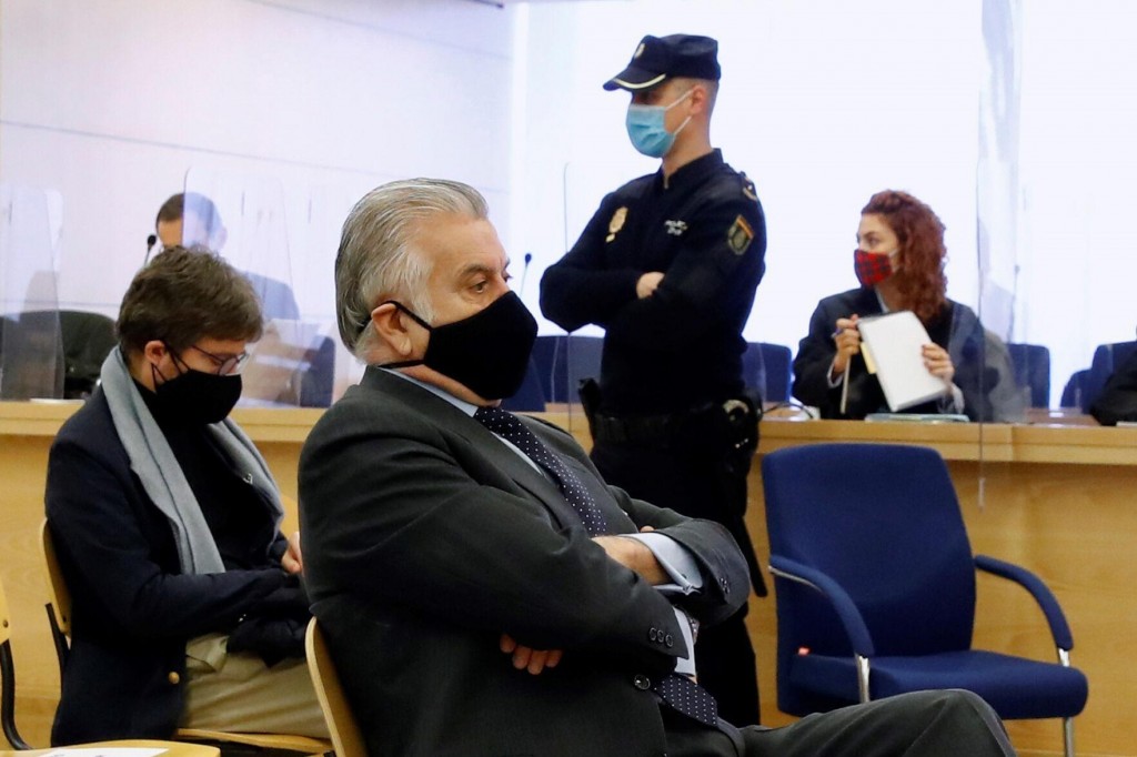 Trial Highlights Shadowy Past Of Spain’s Conservative Party