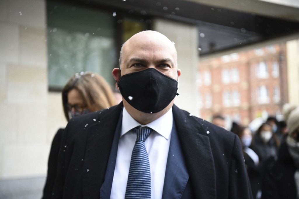 Uk Tech Tycoon Fights Us Extradition Over Ill Fated Hp Deal