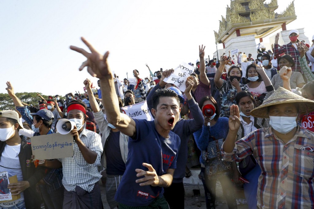 Digital Siege: Internet Cuts Become Favored Tool Of Regimes