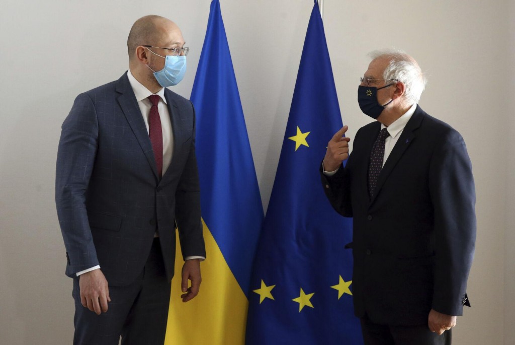 Eu Urges Ukraine To Speed Justice Reform, Battle Corruption