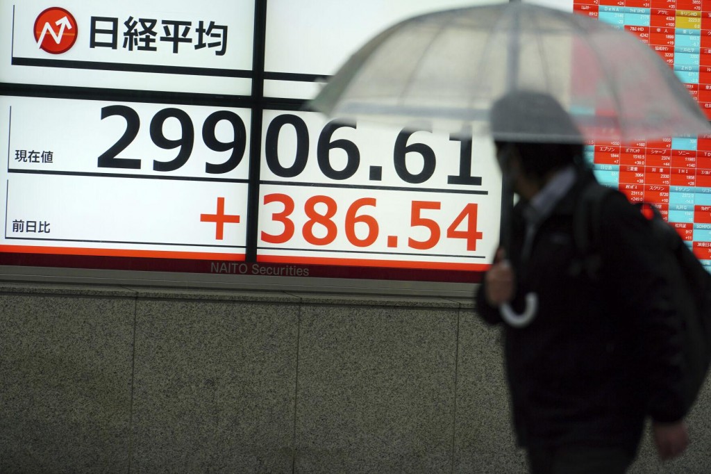 Tokyo Surges To 30 Year High As Shares Start Week With Rally