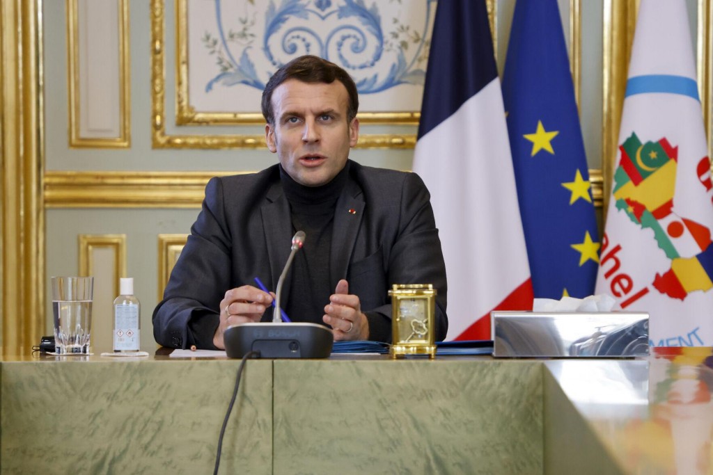 France, West African Leaders Discuss Fighting Extremism