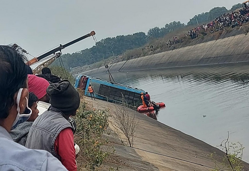 Bus Drives Off Bridge Into Canal In Central India; 40 Dead