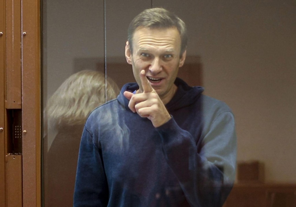 Prosecutors Seek Fine For Russian Opposition Leader Navalny