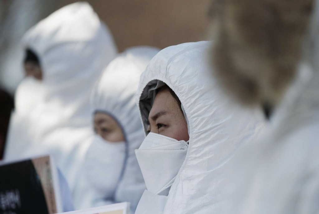 The Latest: European Union To Buy 300 Million Vaccine Does
