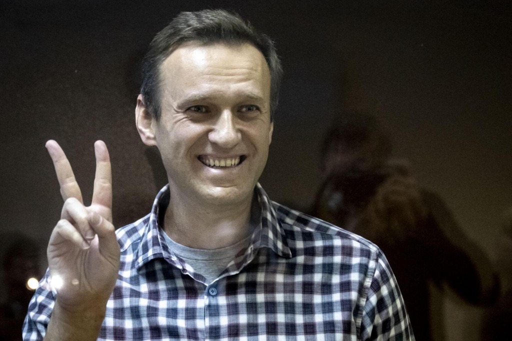 Moscow Court Fines Opposition Leader Navalny For Defamation
