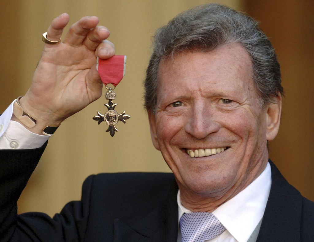 ‘coronation Street’ Actor Johnny Briggs Dies At Age 85