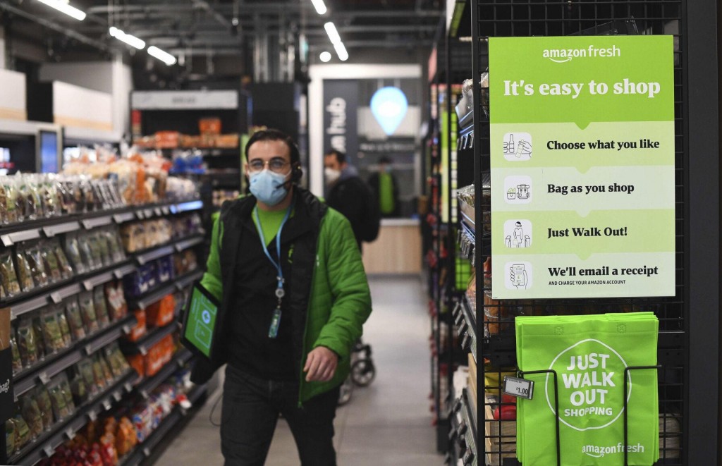 Amazon Opens First Uk Checkout Free Grocery Store In London