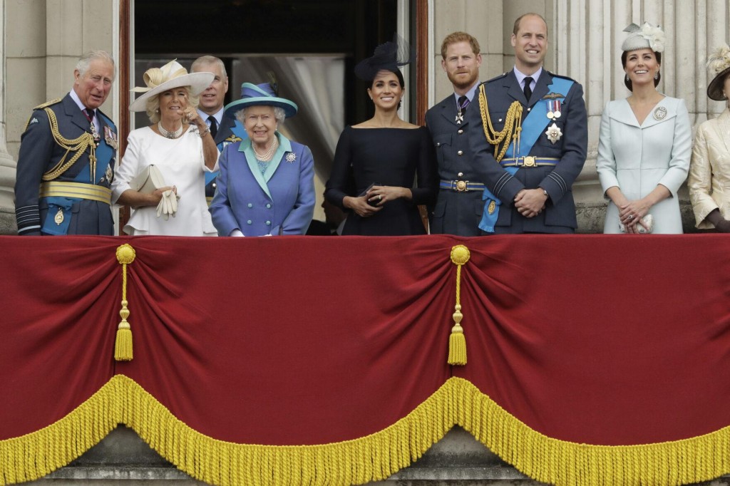 No Winners: Uk Waits For Harry, Meghan Take On Royal Split
