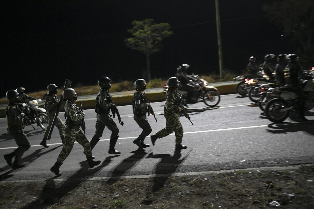 Us Offers Residency To Venezuelans And Will Review Sanctions