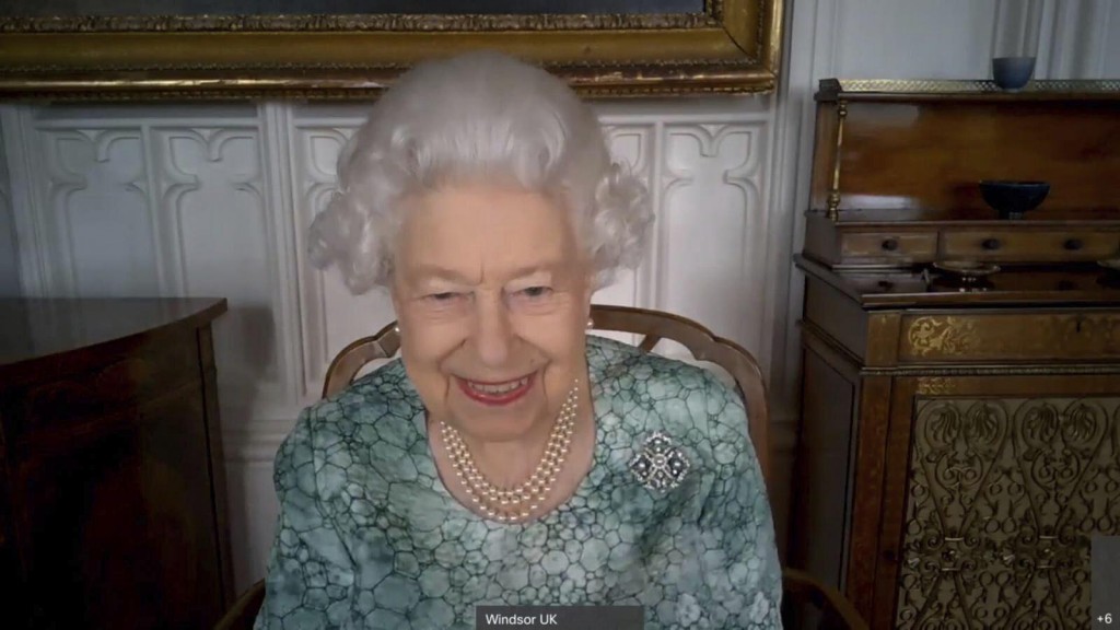 Queen Tells Kids Studying Space Of Meeting Soviet Cosmonaut