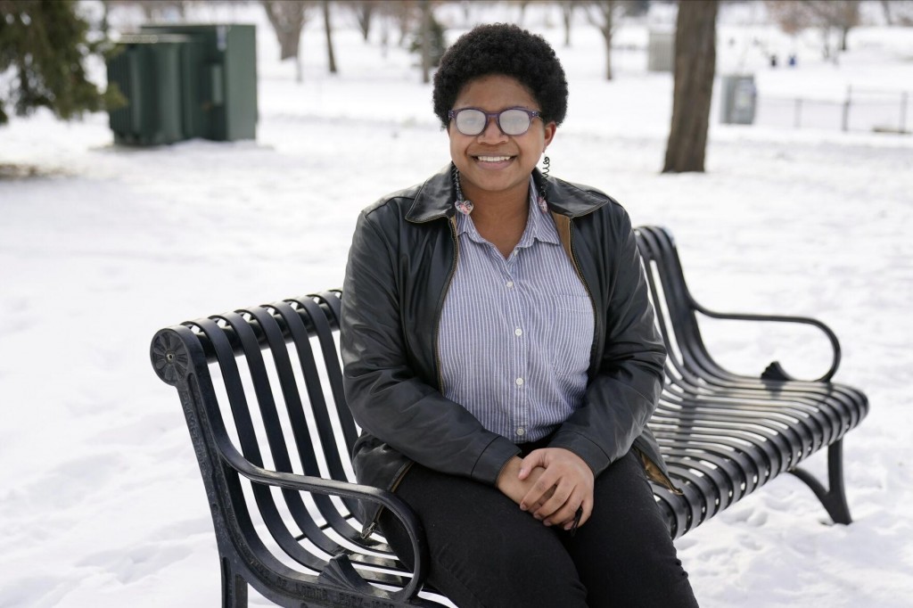 Collaboration With Police Divides Social Workers Across Us