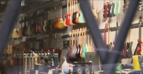 Guitar Shop Manager Shocked After Police Officer Posts Bad Yelp Review After Being Denied Entry Over Covid Policy
