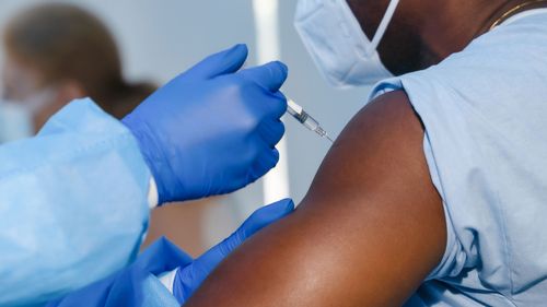 Us Could Reach Herd Immunity By Summer Through Vaccinations Alone, Cnn Analysis Finds