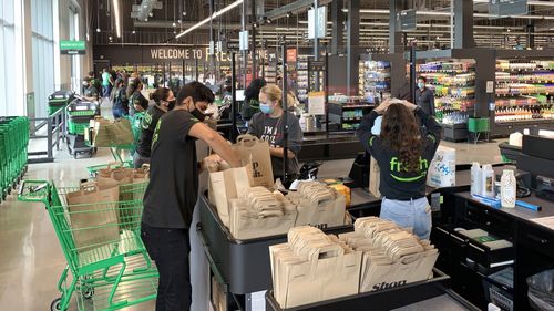 Amazon’s Grocery Chain Is Growing. It Isn’t Whole Foods