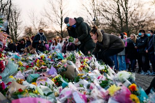 Crowd Shouts ‘shame On You’ As London Police Break Up A Peaceful Vigil For Sarah Everard