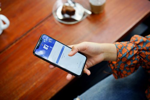 Right Wing Misinformation On Facebook Is More Engaging Than Its Left Wing Counterpart, Research Finds