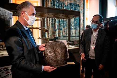 Stolen 16th Century Armor Returned To Louvre Decades After Theft