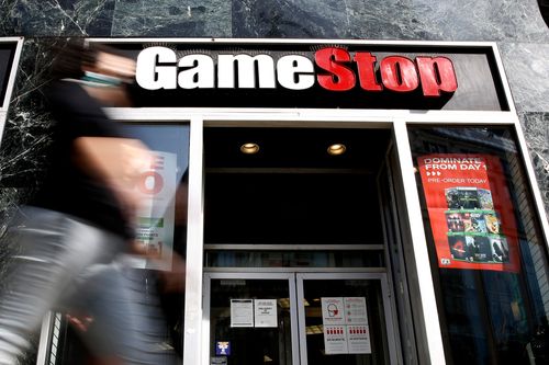 Gamestop Raids Amazon For Another Heavy Hitter Exec