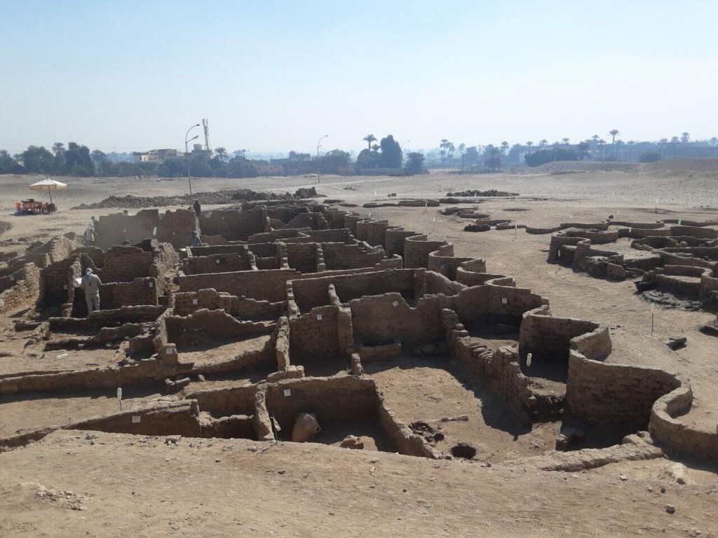 Archeologists Unearth 3,000 Year Old Lost Pharaonic City In Egypt