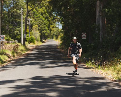 Trekking 4,000km Along The Australian Coast — On A Skateboard