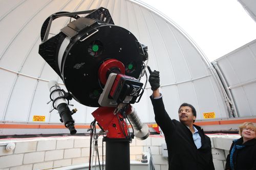 Neil Degrasse Tyson On Stars, Santa’s Location And Jokes For Third Graders