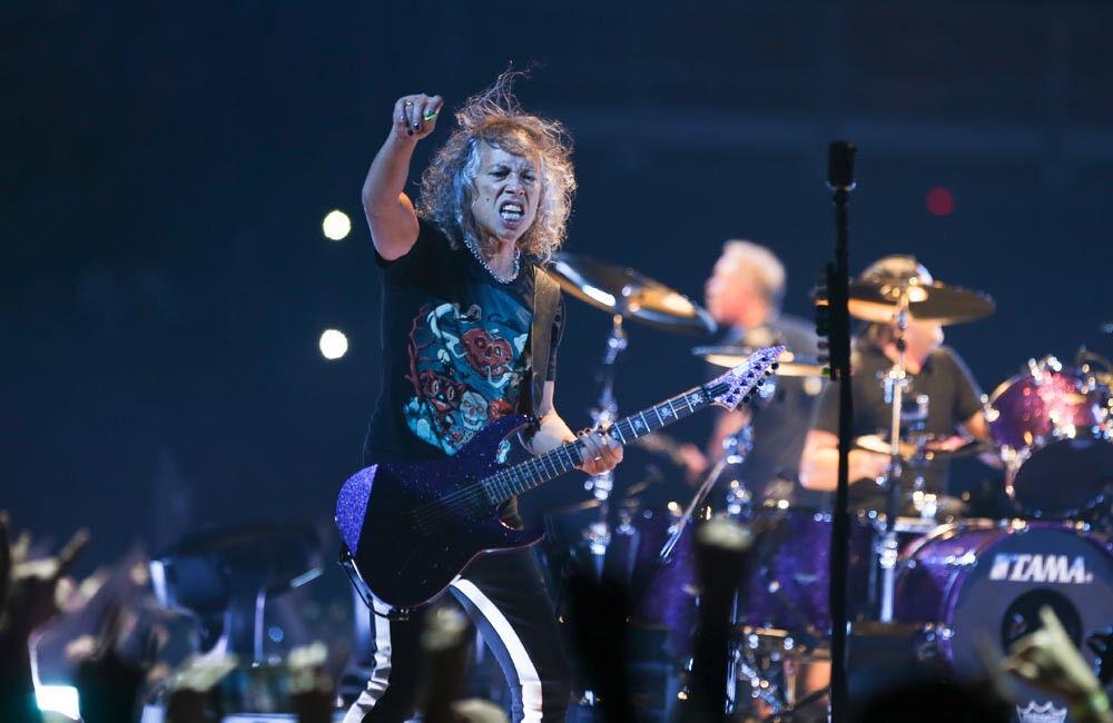Kirk Hammett’s Guitar From Metallica’s One Music Video Goes Under The Hammer