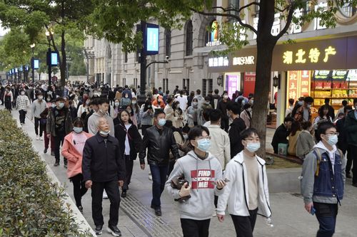 China’s Economy Grows By A Record 18.3% In The First Quarter