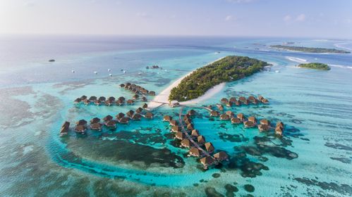 This Vacation Hotspot Is Offering Vaccinations To Visitors