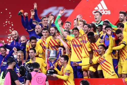 Is This Goodbye? Barcelona Teammates Line Up For Photos With Lionel Messi Following Copa Del Rey Victory